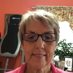 Meet your Posher, Nita